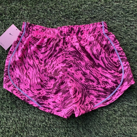 Nike Dri-Fit Running Shorts Women Small - Picture 2 of 6